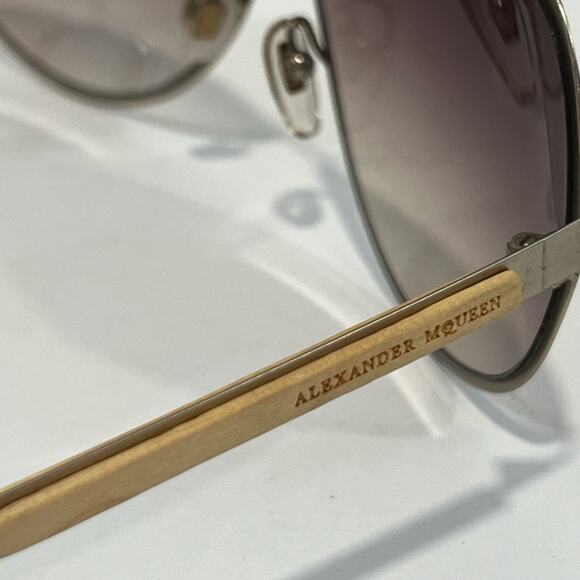 NWOT Alexander McQueen Gold Aviator Sunglasses main image 8